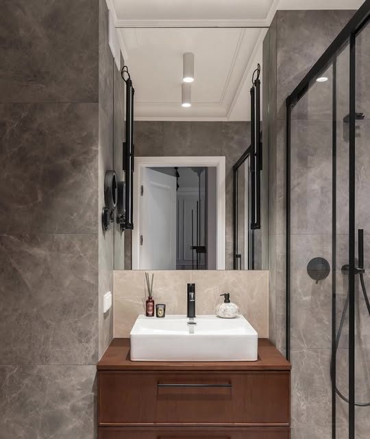 Remont łazienki to dopiero początek. Elegancja, nowoczesność, odważne kolory, mi…